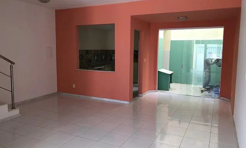 < Casa Duplex Próxim...