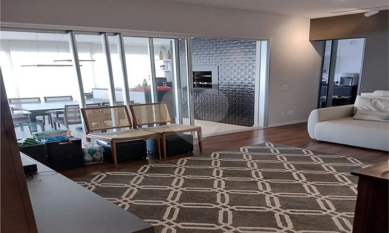 Apartamento Com 3 Qu...