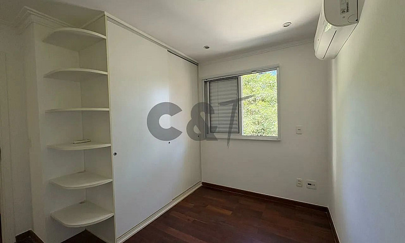 Casa De Condomínio -...