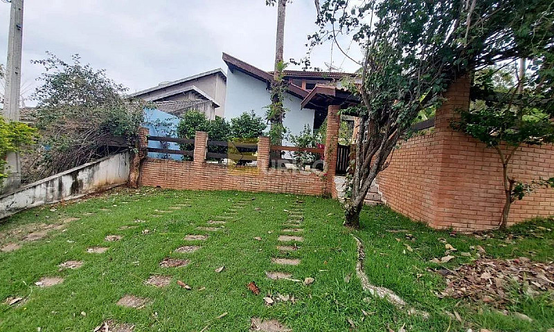 Casa Em Condomínio P...