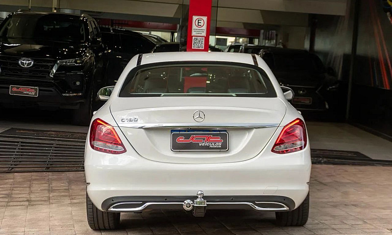Mercedes-Benz C-180 ...