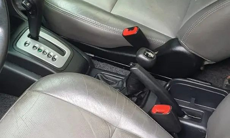 Mitsubishi Pajero Tr...