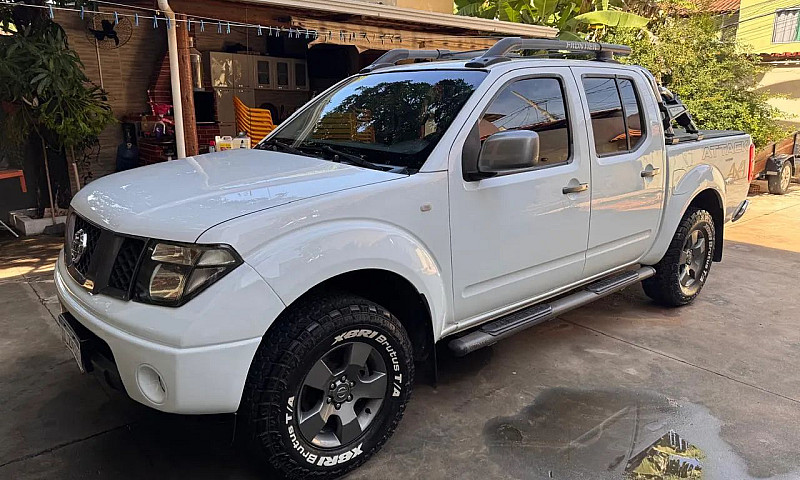 Nissan Frontier Le A...
