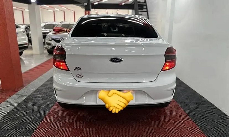 Ford Ka+ Sedan 1.0 T...