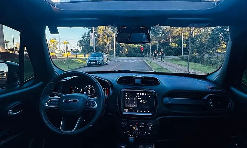 Jeep Renegade S T270...