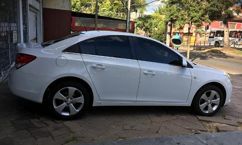 Gm - Chevrolet Cruze...