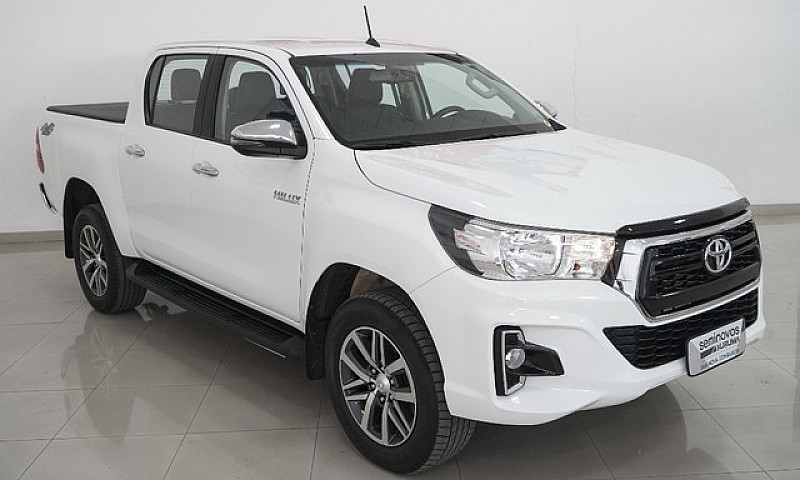 Toyota Hilux 2.8 Srv...