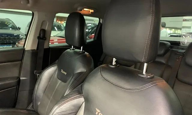 Fiat Toro Freedom 4P...