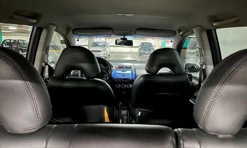 Honda Fit 2008...