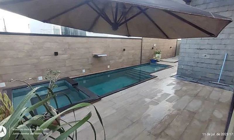 Loco Casa Condomínio...