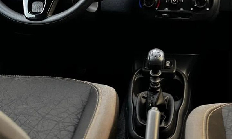 Fiat Mobi Trekking 2...