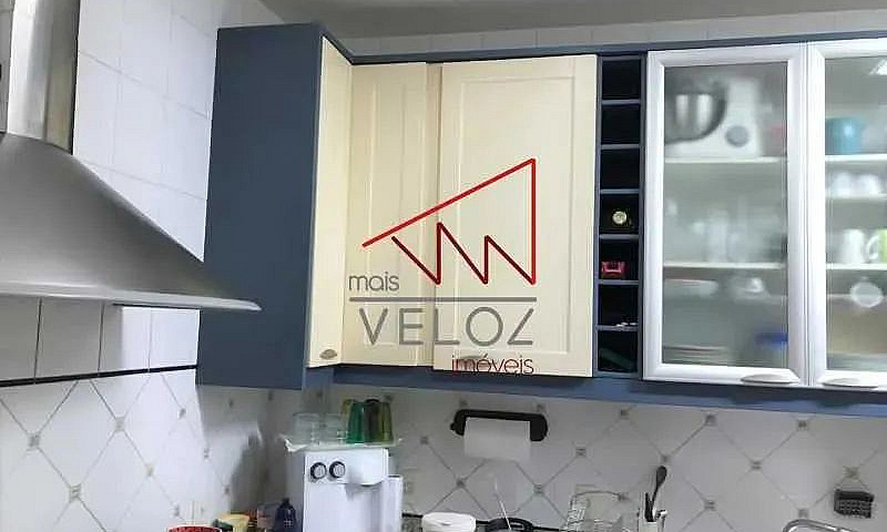 Apartamento-À Venda-...