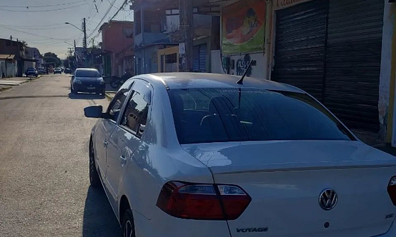 Volkswagen Voyage Co...