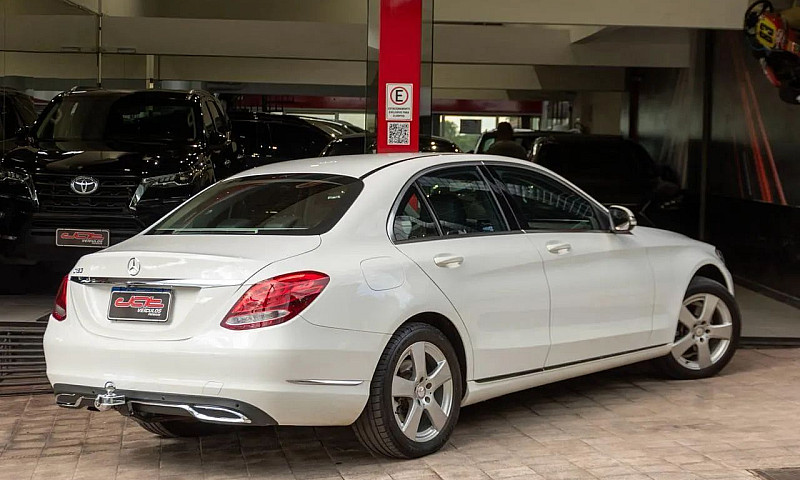 Mercedes-Benz C-180 ...