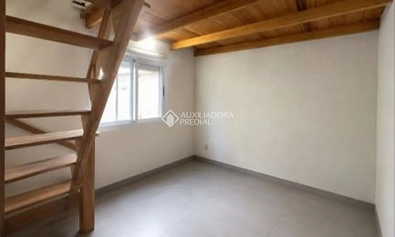 Casa Em Condomínio N...