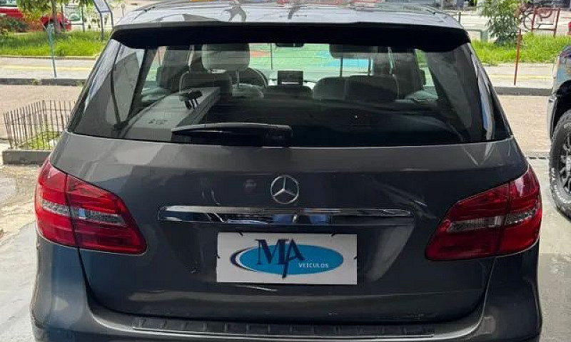 Mercedes-Benz Classe...