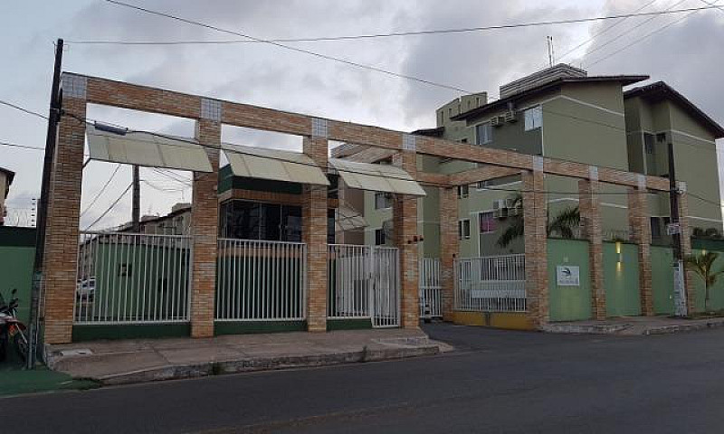 Condomínio Village D...