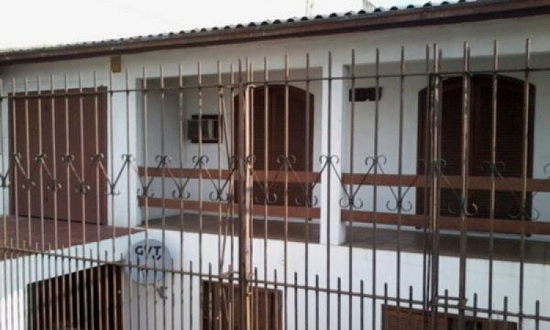 Casa Residencial À V...