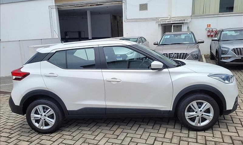 Nissan Kicks 1.6 16V...