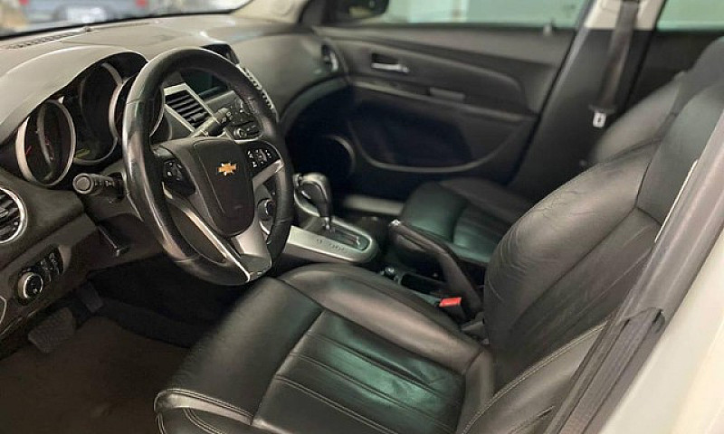 Chevrolet Cruze Lt H...