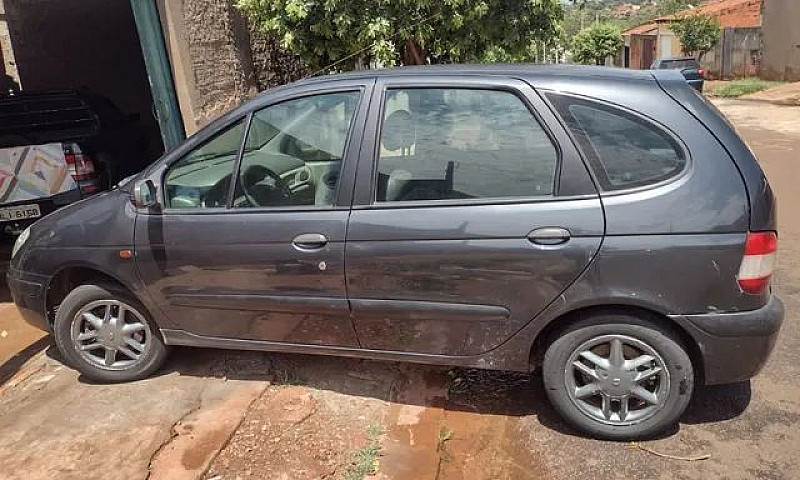 Renault Scenic ...