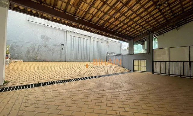 Casa Com 7 Dormitóri...