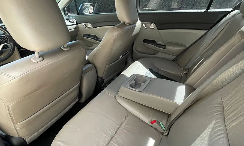 Honda Civic Sedan Lx...