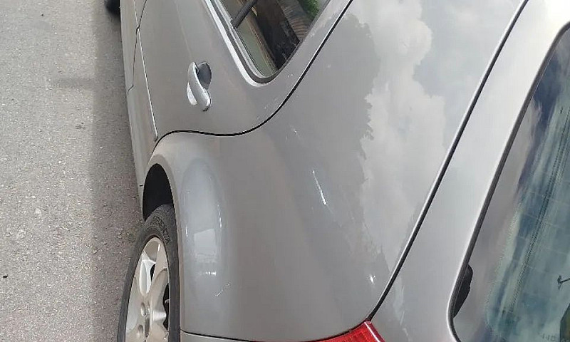Volkswagen Golf 1.6 ...