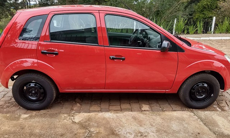 Vendo Ford Fiesta 20...