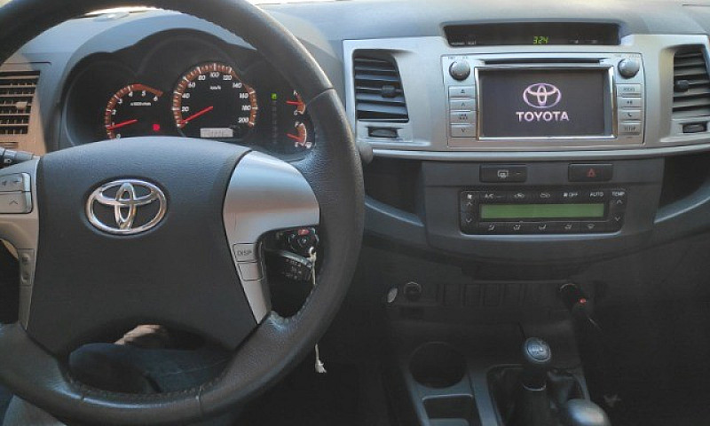 Linda Hilux 2013 Cab...