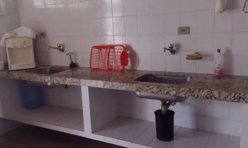 Aluga-Se Casa Na Ilh...