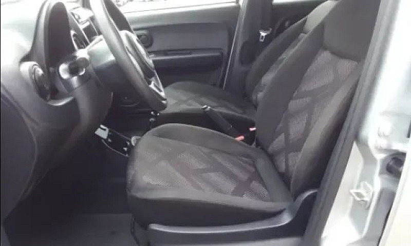 Fiat Mobi Like 1.0...
