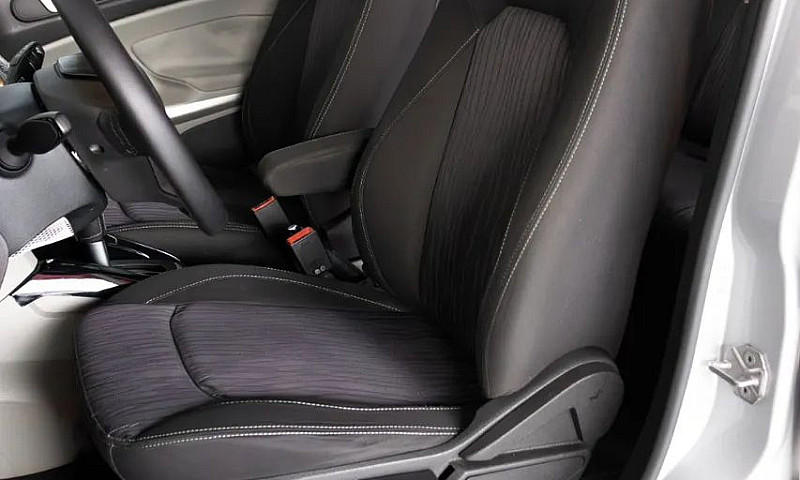 Ford Ecosport Titani...