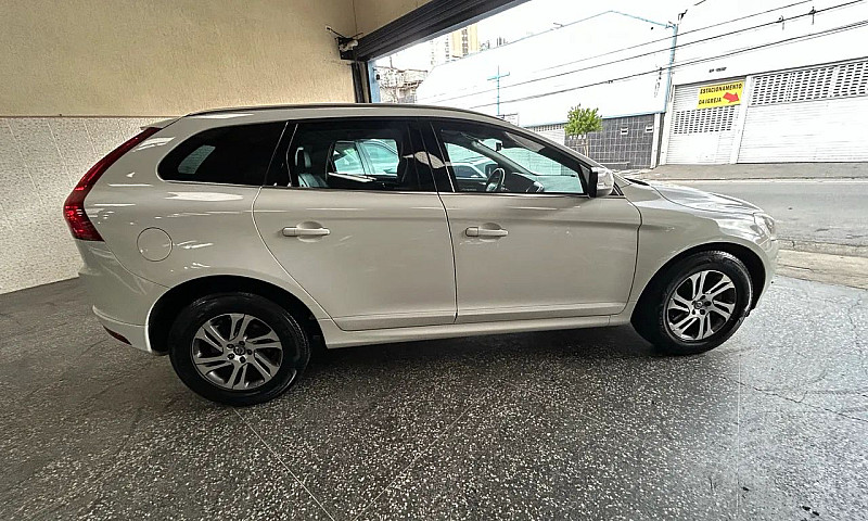Volvo Xc 60 2.0 T5 5...