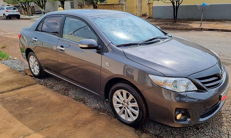 Toyota Corolla Altis...