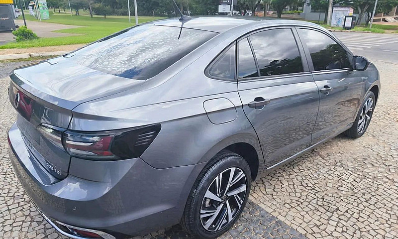 Volkswagen Virtus Hi...