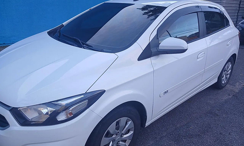 Chevrolet Onix Hatch...