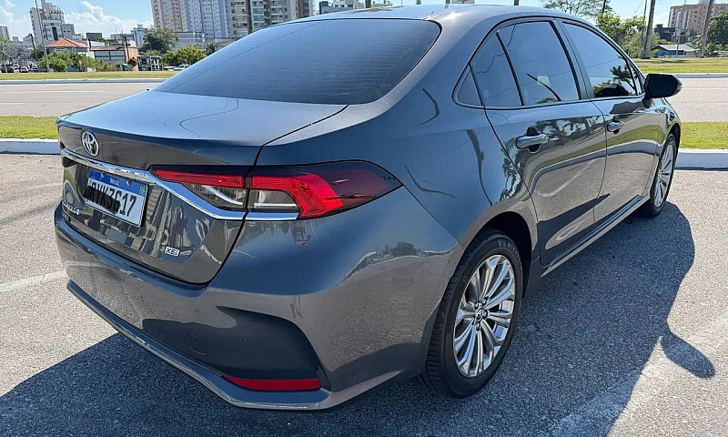 Toyota Corolla Xei 2...