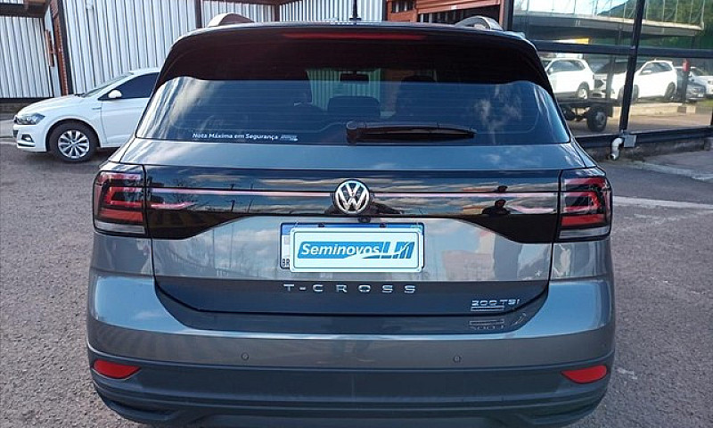 Volkswagen T-Cross 1...