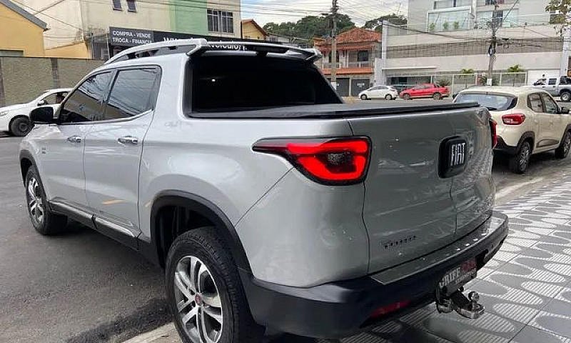 Toro  Volcano 2017 A...
