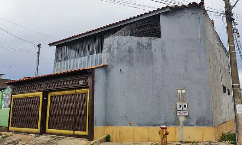 Aluga-Se Casa Na San...