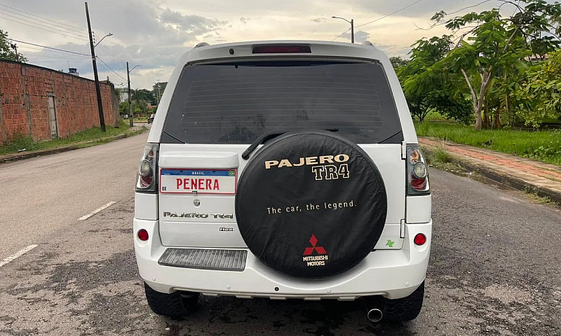 Mitsubishi Pajero Tr...