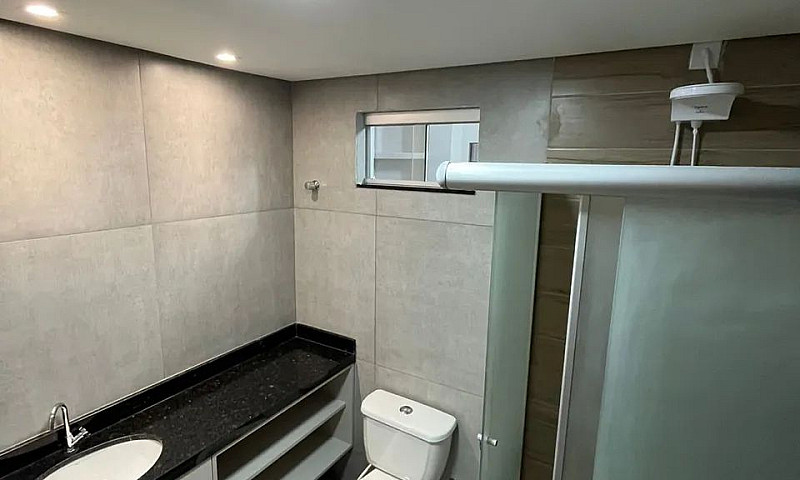 Alugo Casa Reformada...