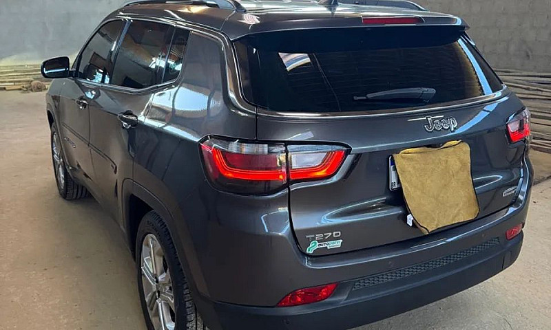 Jeep Compass Longitu...