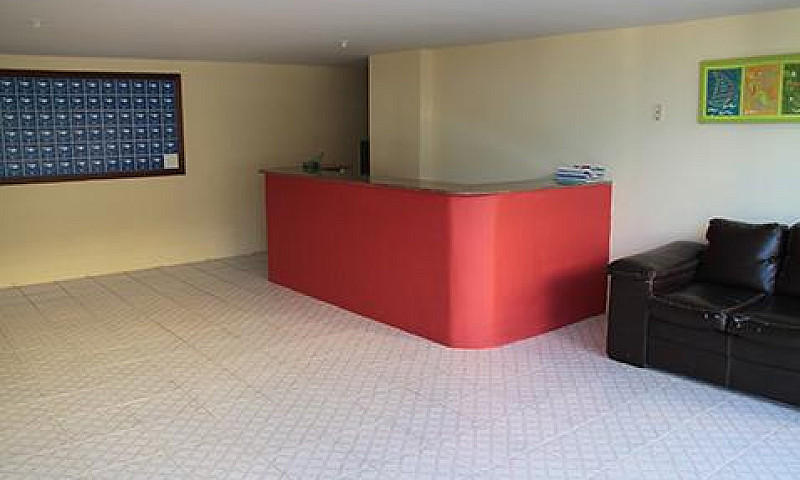 Apto 1/4-Mobiliado E...