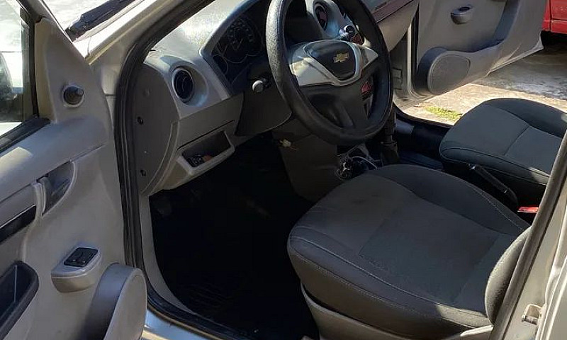 Chevrolet Prisma Sed...