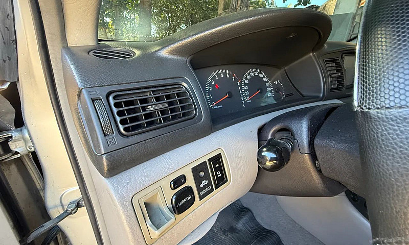 Toyota Corolla Xli 1...