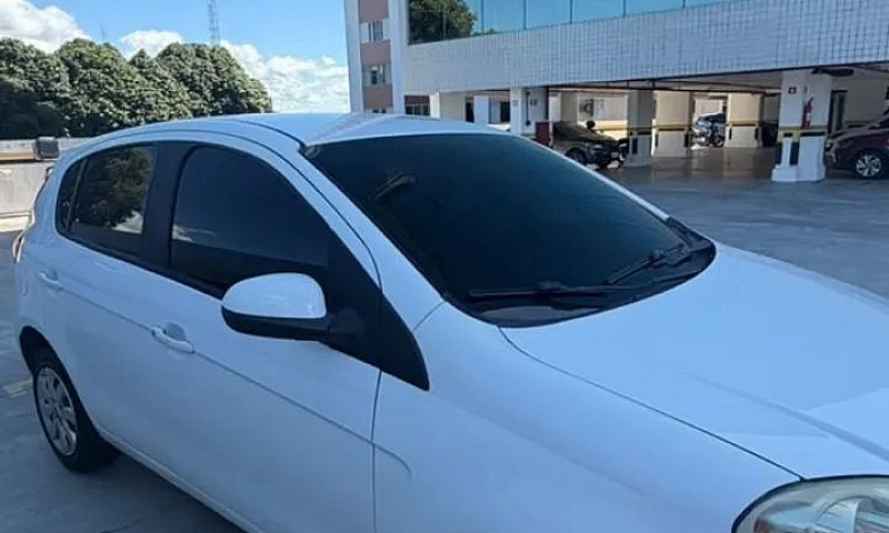 Fiat Palio Attractiv...