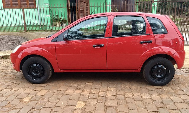 Vendo Ford Fiesta 20...