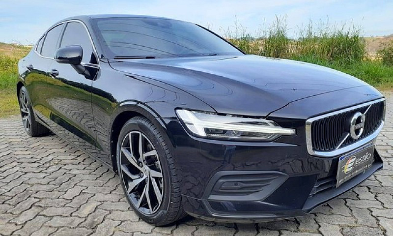 Volvo S60 T4 Momentu...